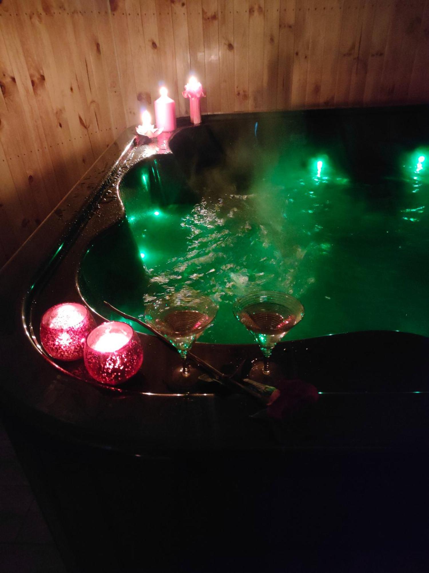 Domki Na Winnicy Zator Przeciszów Exterior foto